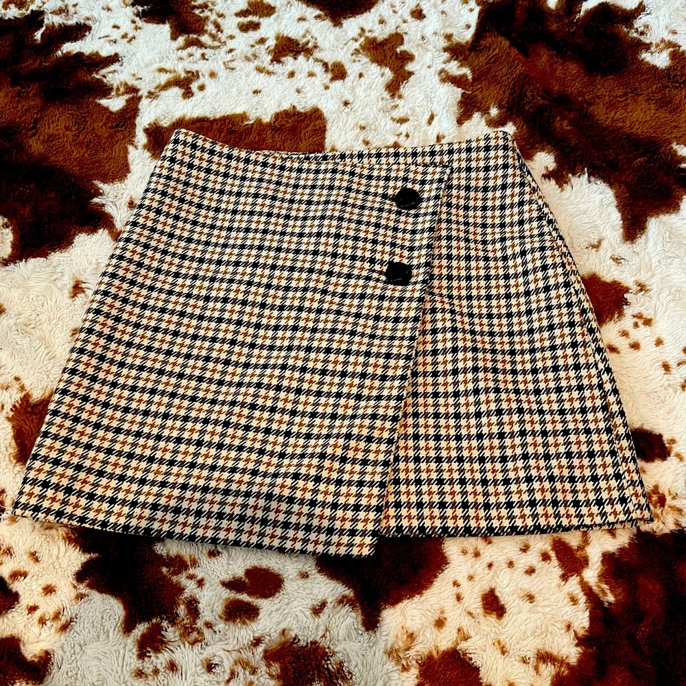 Adorable Houndstooth H&M Skirt Size 6